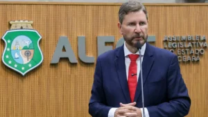 Read more about the article Presidente da Alece pede reflexão após renovação de 56%: ‘Verificar onde erramos, onde acertamos’